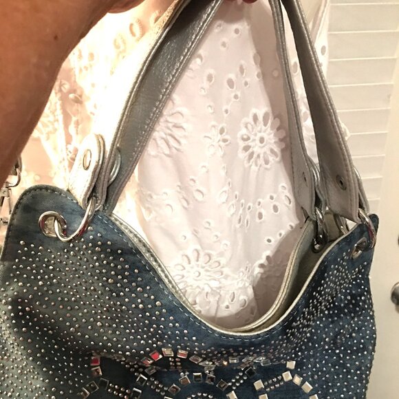 Showstopper Rhinestone Denim & Faux Leather Handbag = See Video - Picture 5 of 9